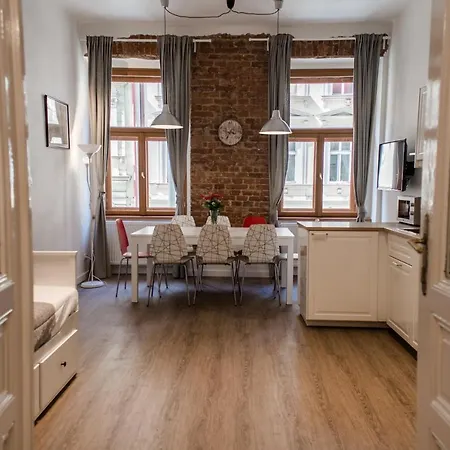 Apartment Florenc With 3-Bathrooms & Bedrooms Prague Exterior photo